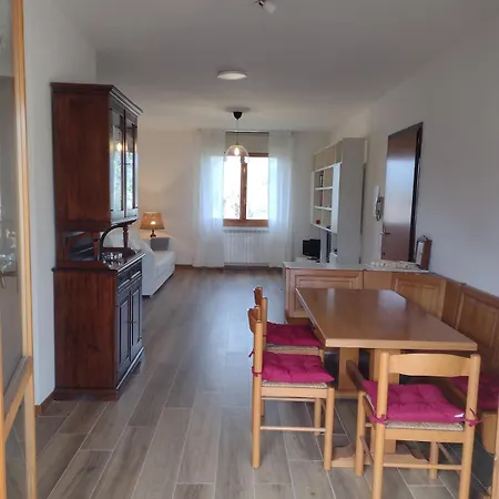 Luminoso Ed Ampio Adatto A Famiglie Apartamento *